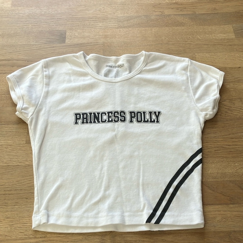Y2k Princess Polly women’s White and Black 100%cotton Cropped Tee Size:S